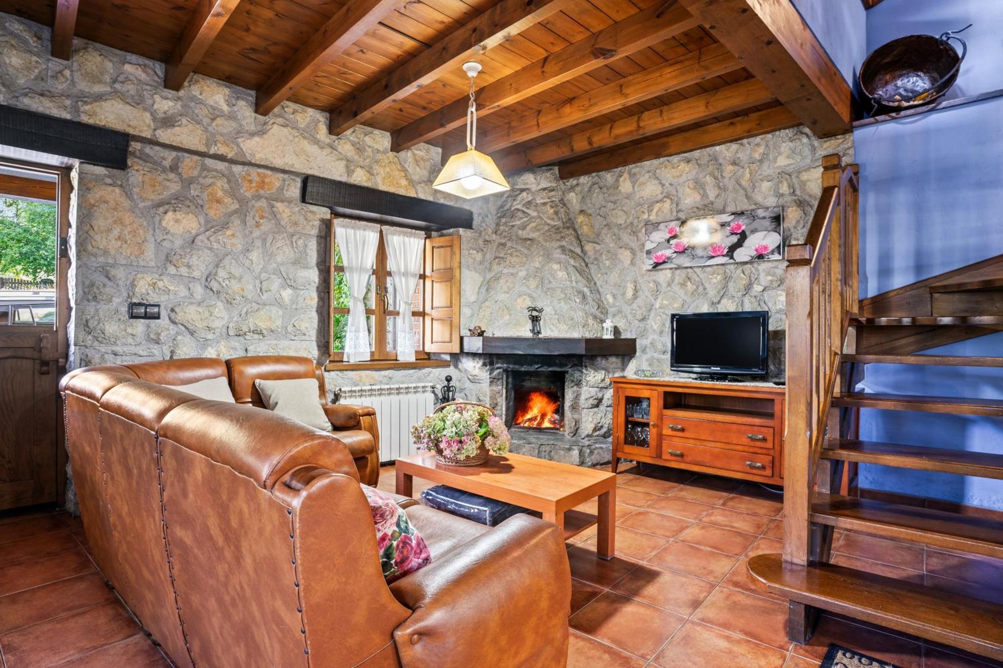 בית הארחה מסטאס דה קון 	Casa Raquel מראה חיצוני תמונה